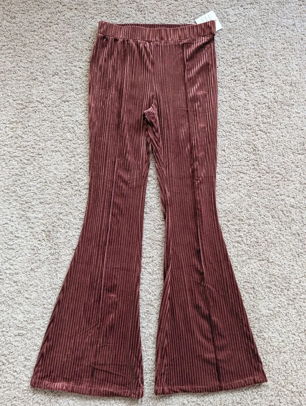 Passport Womens Rose Red Velvet Ribbed Button Front Top & Flare Pants Set Small